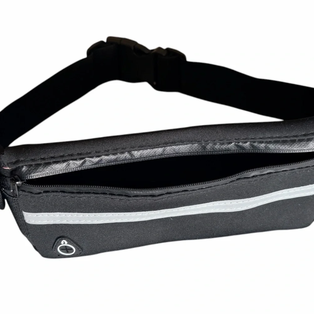 Black Expandable Reflective Running Belt with Secure Zip Pocket 30.5’ Length/SM